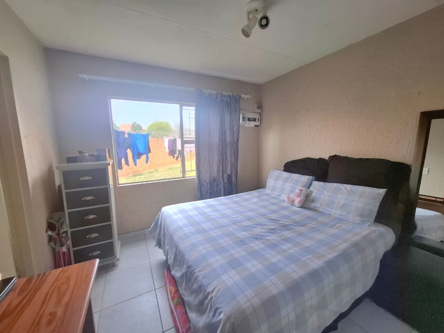 1 Bedroom Property for Sale in Pellissier Free State